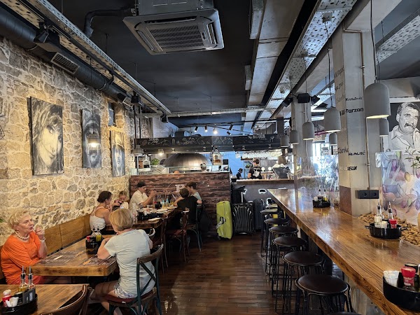 Bakra - Steak & Pizza Bar - Image 2