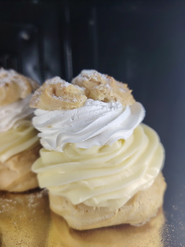 Bistro Garden - Image 1