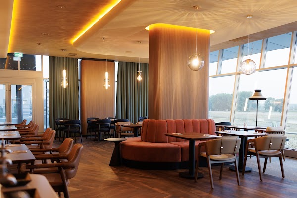 Restoran & Bar Meandar - Image 1