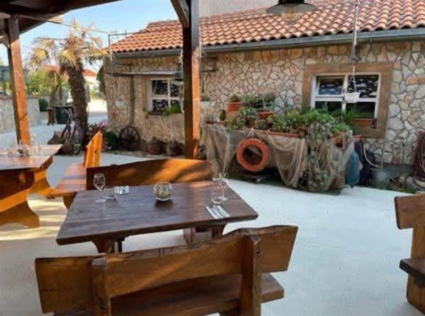 KONOBA TIĆ - TRIBUNJ, Garrick Wansidler mafiia - Image 1