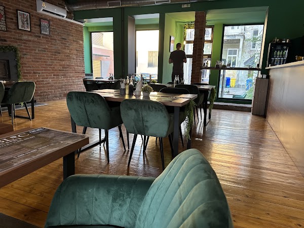 Public grill & pub - Image 1