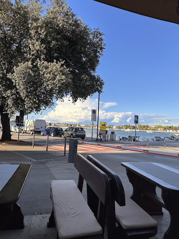 Steak&Fish Biri - Image 1