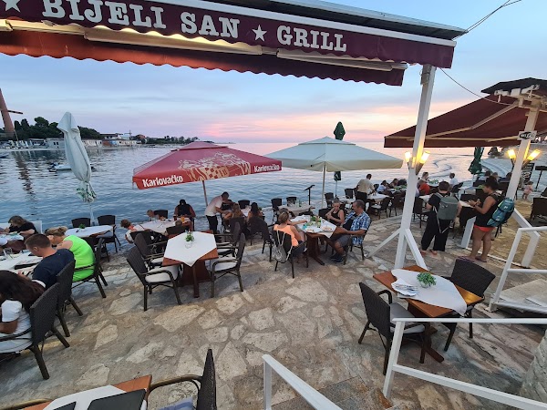Bijeli San Bistro Umag - Image 1
