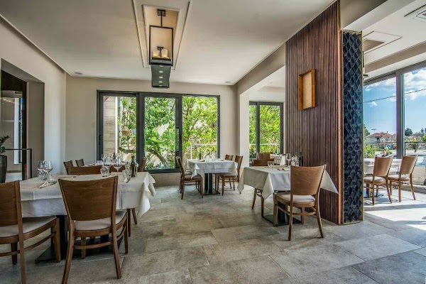 Rooms & Restaurant Matanovi Dvori - Image 1