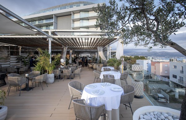 Restoran Triton Split - Image 1