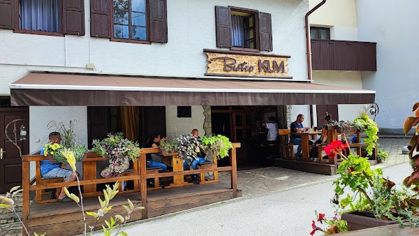 bistro KUM - Image 1