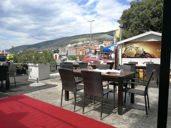 Restoran Paron - Image 1