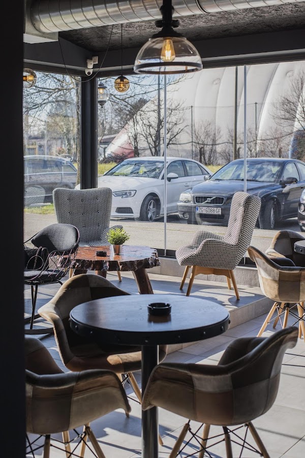 Mr. Jack Bar - Image 1