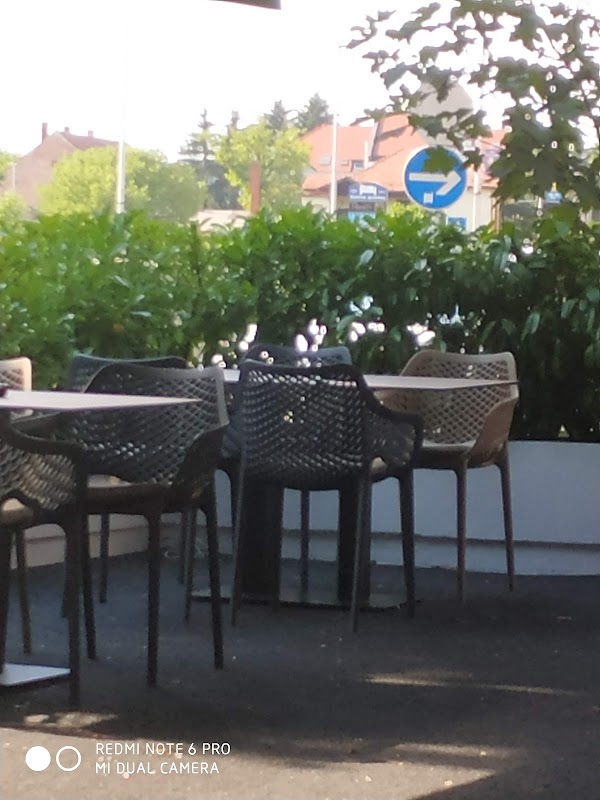 Pomodoro Pizza & Grill - Image 1