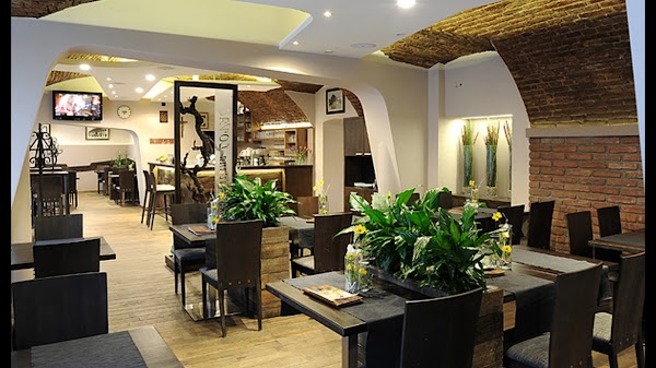 Gradska kavana Lovac - Image 1