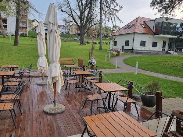 Restoran Sequoia - Image 1