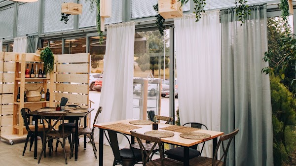 PAZIN ZAPAD restaurant, coffee&wine bar - Image 1