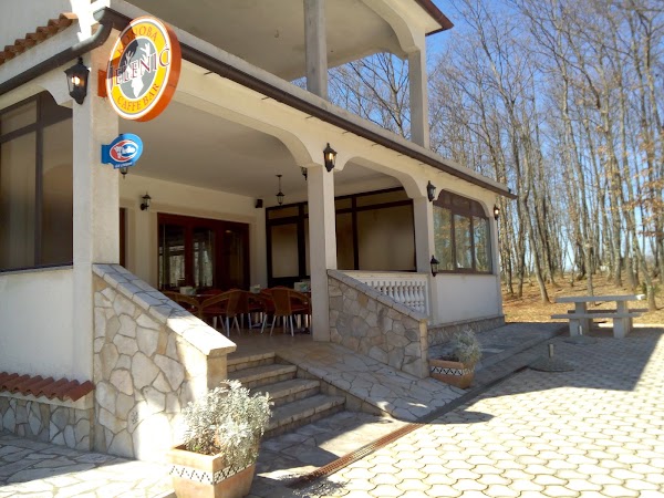 Restoran Caffe bar - Konoba Jelenić - Image 1