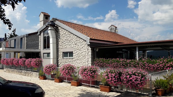 Hotel Lovac - Image 1