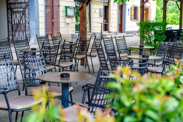 Book Cafe Paradiso - Image 1