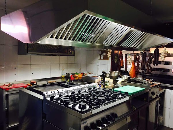 Restoran San - Image 1