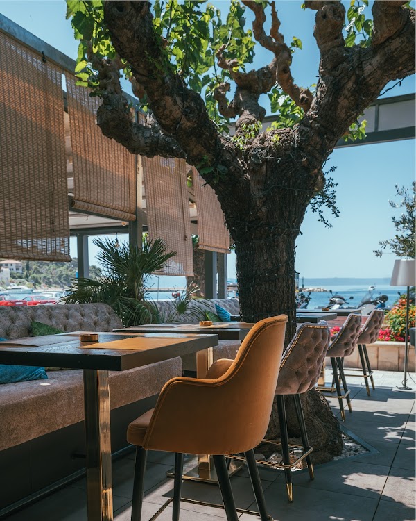 Basta gourmet bar Makarska - Image 1