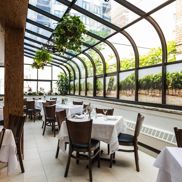 Restaurant Placa - Image 1