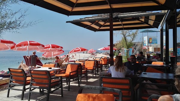 Pub Plan B - Image 1