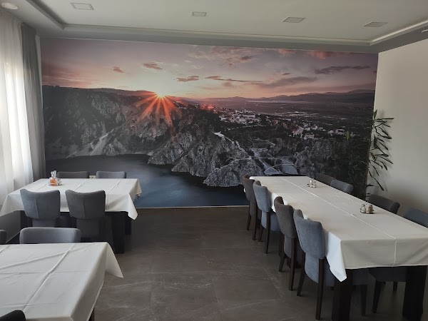 Restoran Gurman - Image 1