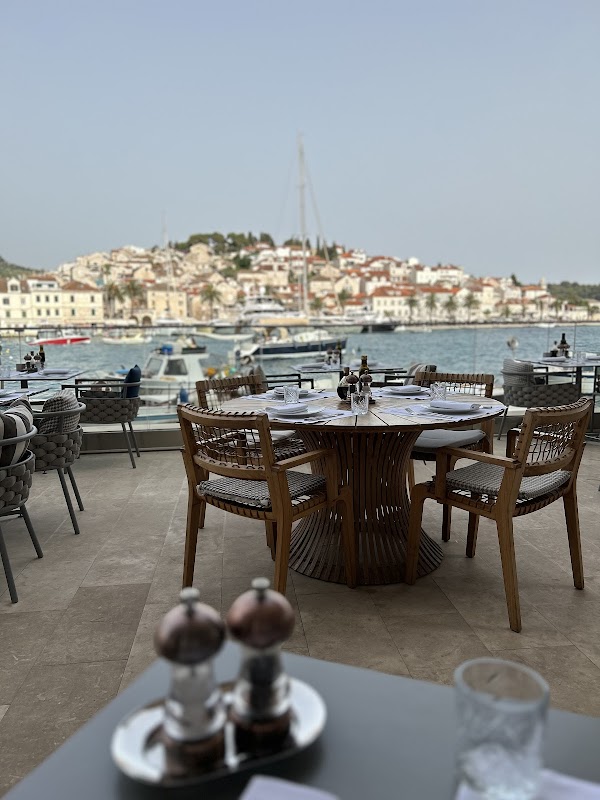 Val Marina Restaurant - Image 1