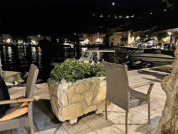 Restaurant Vallis Bakar - Image 1