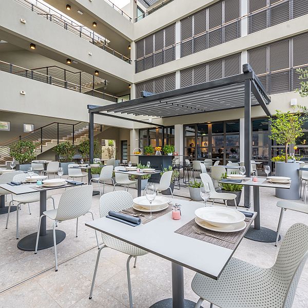 Restaurant The River - Image 1