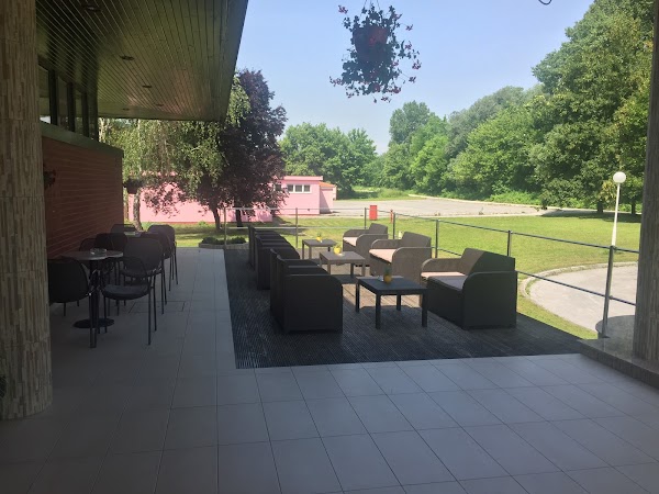 Restoran La Mirage - Image 1