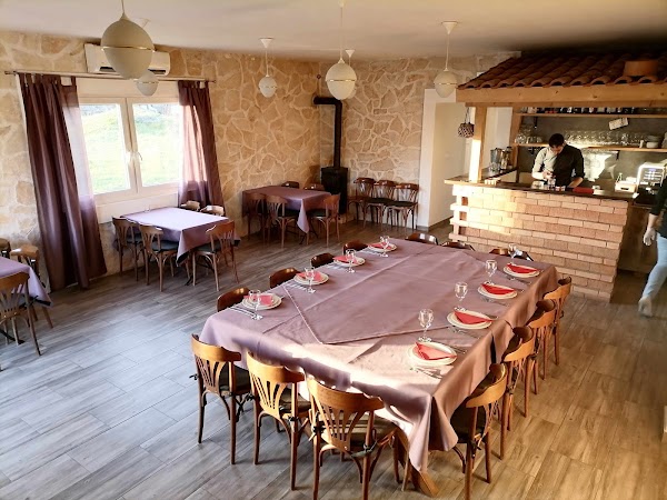 Konoba-Pizzeria "Vuki" - Image 1