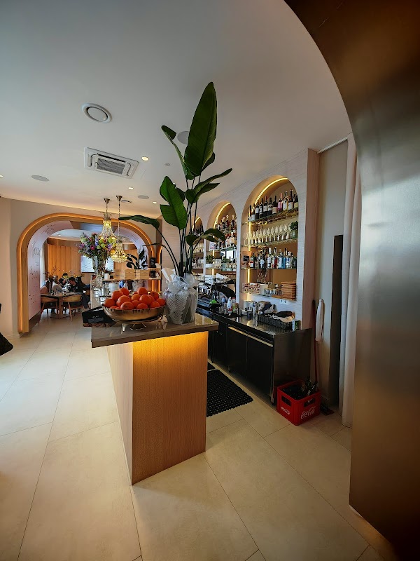 Bloom Room by Ciklama - Image 1