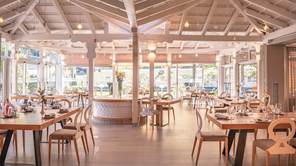 Hotel & Restaurant SE-MI - Image 1