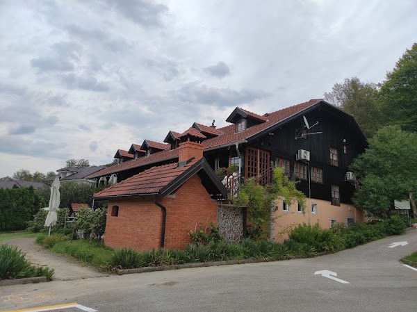 Restaurant Lojzekova House - Image 1