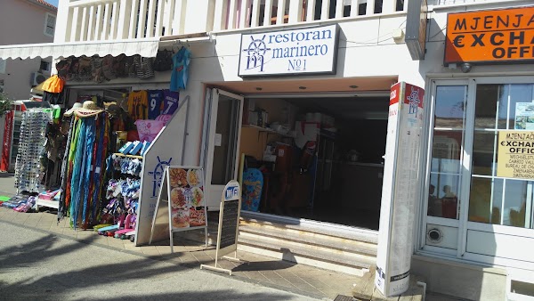 Restaurant Marinero Number 1 - Image 1
