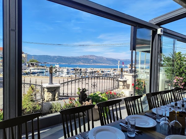 Restoran Neverin - Image 1