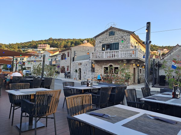 5Ferali Bar&Restaurant - Image 1