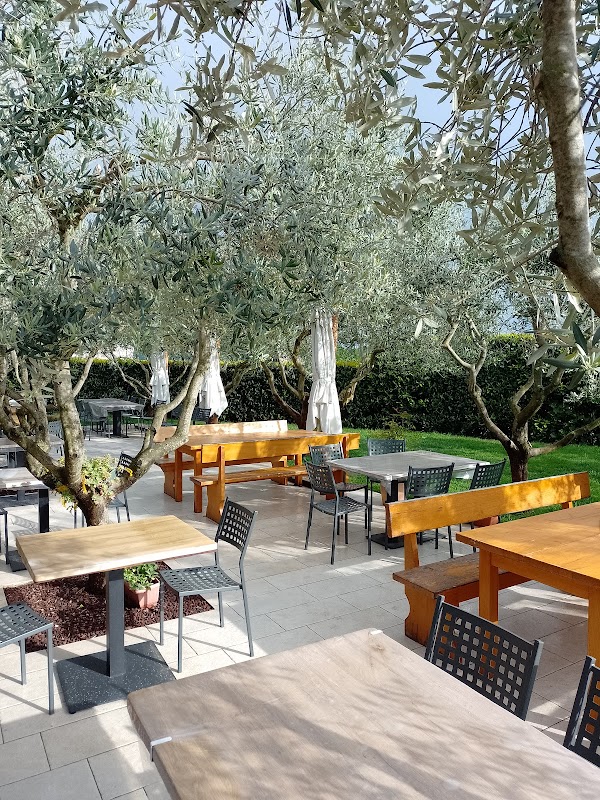 Mekis Moreno - Image 1