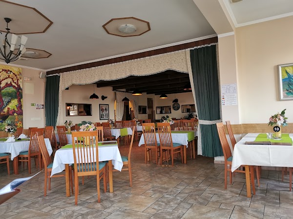 Restoran Črn-Bel - Image 1