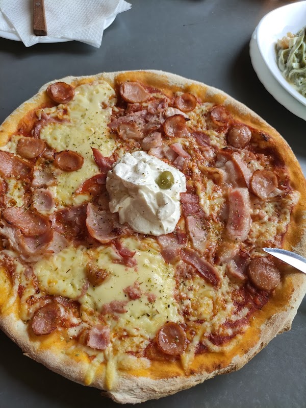 Pizzeria "Shark" - Image 1