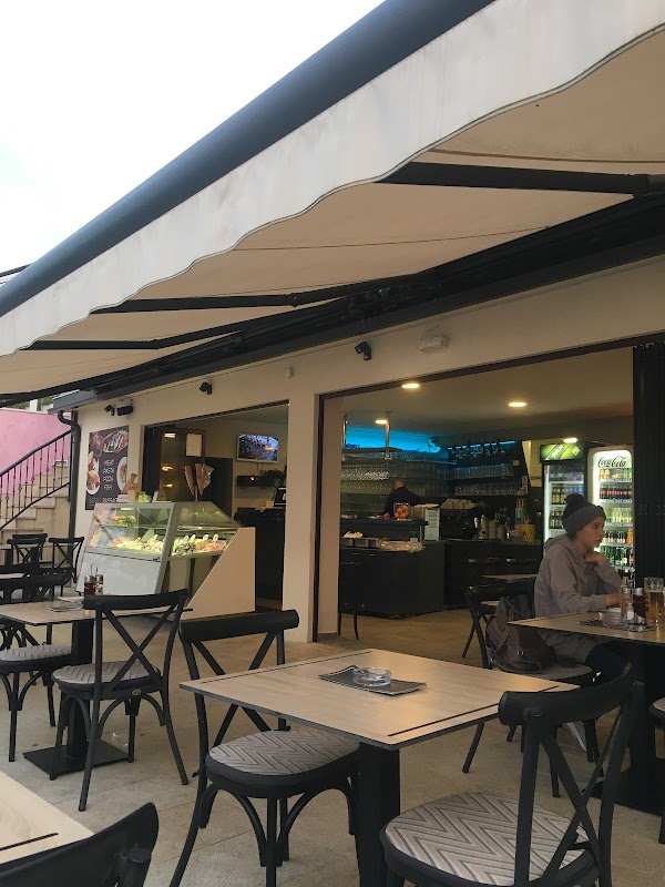 Restoran Passage - Image 1