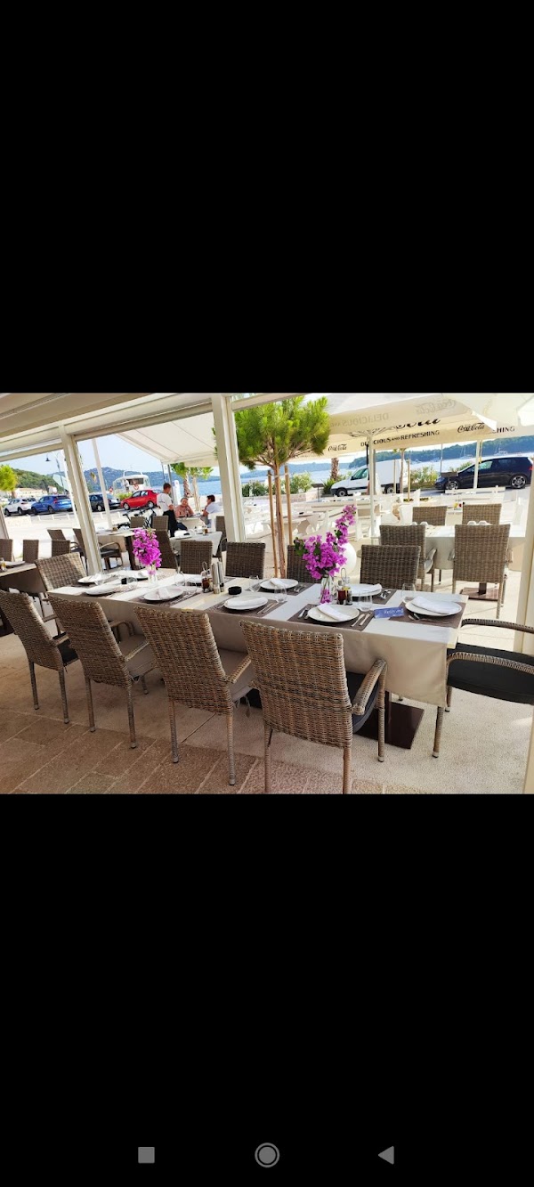 Restoran Rogoznica - Image 1